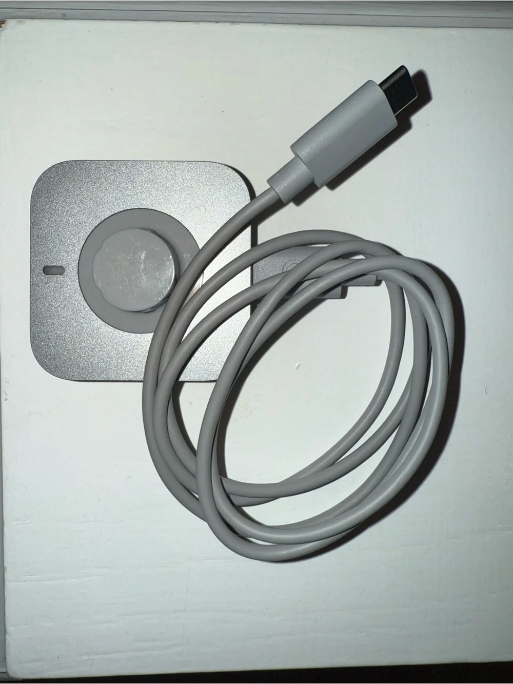 Oura Ring 4 Size 8 Charger with Cable
